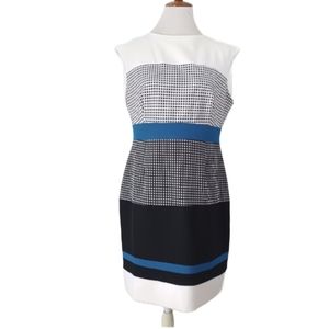 STUDIO ONE SLEEVELESS DRESS SIZE 14P